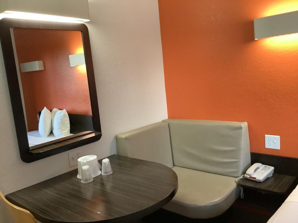 Carlsbad Village Inn Luaran gambar